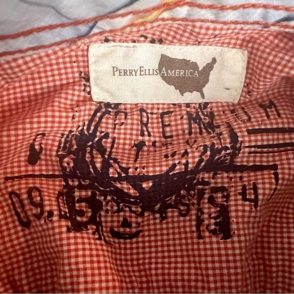 Perry Ellis America, red, white, blue shirt size large - Picture 5 of 6